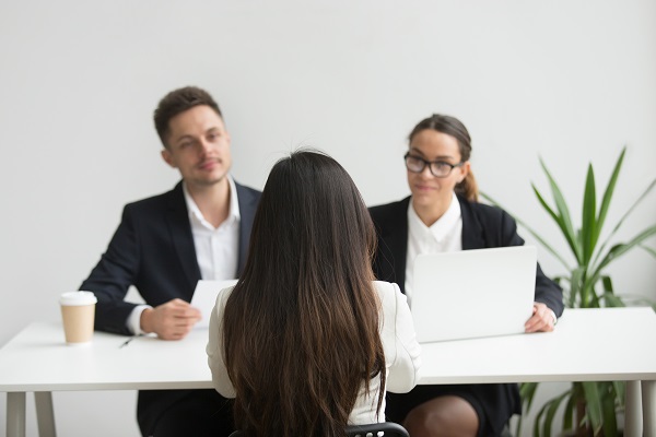 Nữ ứng viên nên làm gì để phỏng vấn thành công ?
