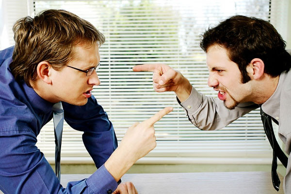 Mâu thuẫn công sở luôn là vấn đề gây “đau đầu” với những nhà quản lý