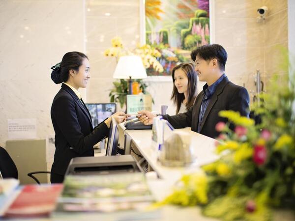 Cơ hội việc làm của ngành quản trị khách sạn khá đa dạng 