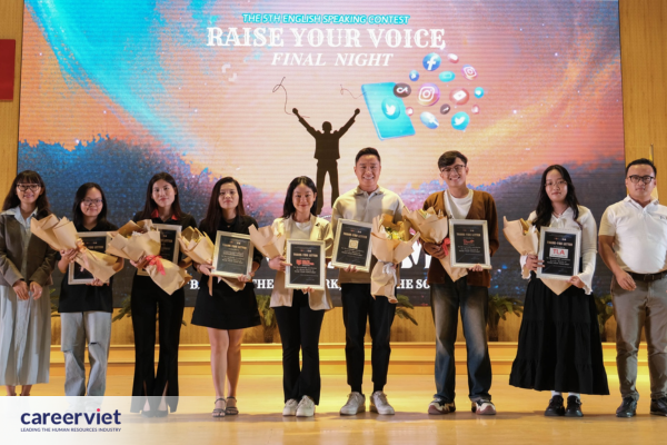 Hành trình chinh phục ngôi vị Quán quân “Raise Your Voice 2024” Trường Đại học Ngân hàng TP. HCM