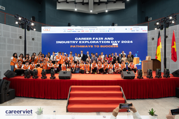 Thành công vang dội của Career Fair and Industry Exploration Day 2024 tại Trường Đại học Việt Đức (VGU)