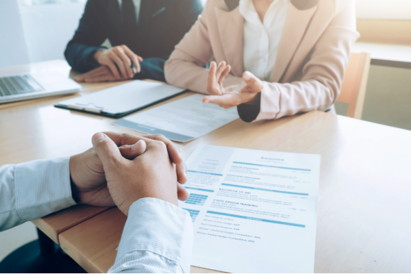 Vai trò của HR khi sử dụng AI sàng lọc CV