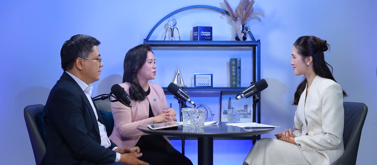 Chị Nguyễn Thanh Giang chia sẻ về xu hướng tiêu dùng xanh. Nguồn: Vietsuccess