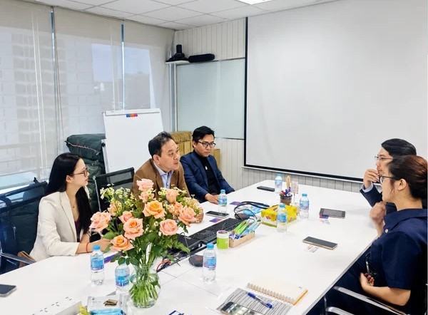 Sự kiện ký kết khẳng định cam kết mạnh mẽ của cả hai đơn vị trong việc nâng tầm chất lượng nguồn nhân lực. Nguồn: CRED