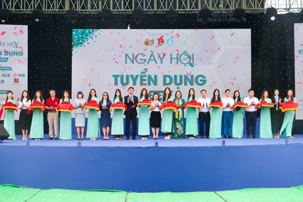 Ngày hội Tuyển dụng Học viện Tài chính là chương trình uy tín mang tính chất định hướng nghề nghiệp 