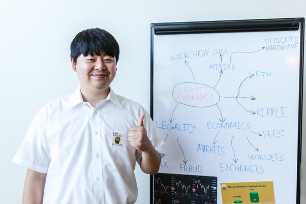 Giúp nhân viên có cơ hội nâng cao hiểu biết, năng lực