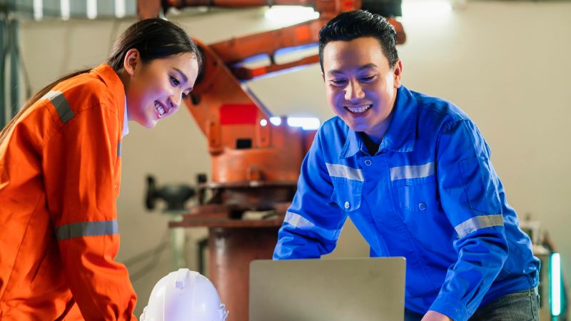 Sửa chữa, bảo trì máy móc là một trong những công việc chính của kỹ sư ngành cơ khí