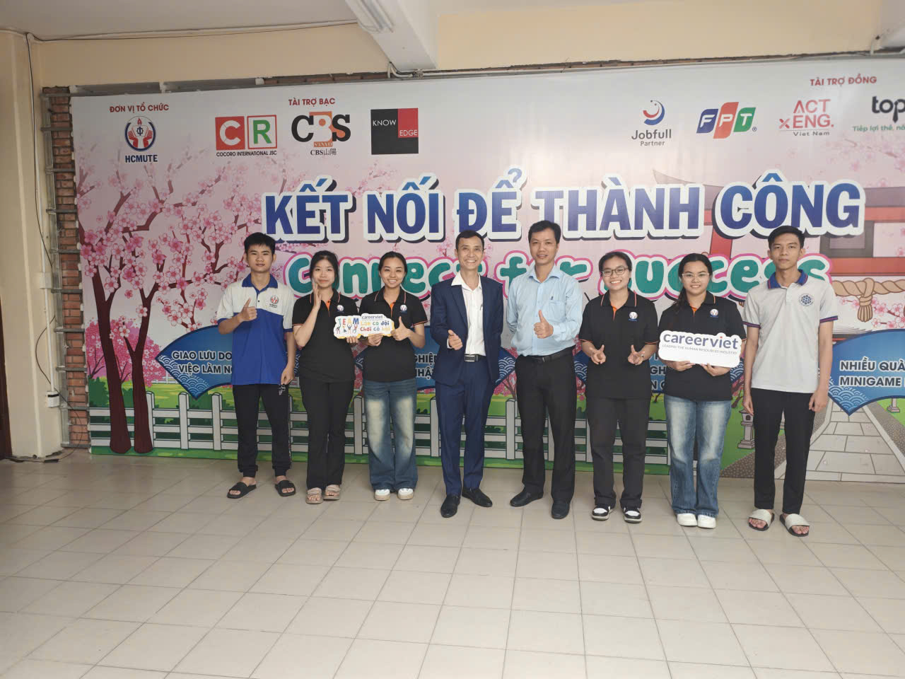 CareerViet đồng hành cùng Đại học Sư phạm Kỹ thuật TP.HCM trong ngày hội