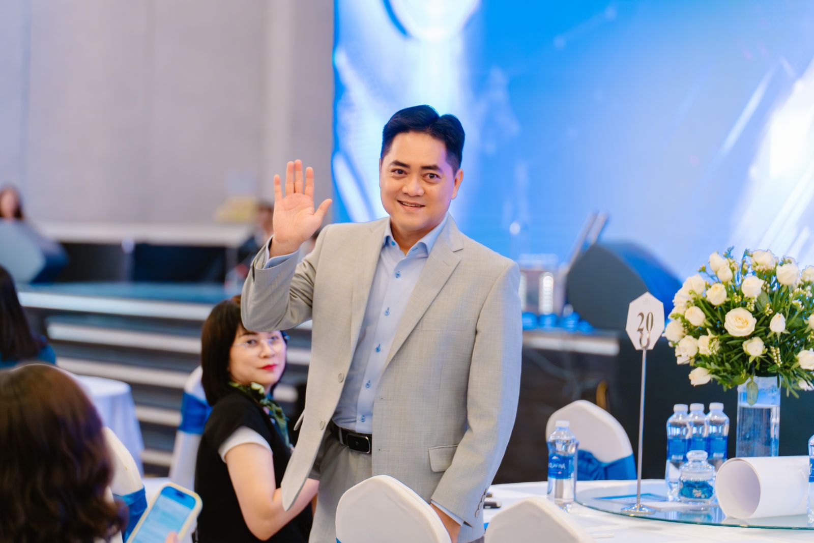 Ông Bùi Ngọc Quốc Hưng, CEO CareerViet gửi lời chào đến Quý khách mời tham dự