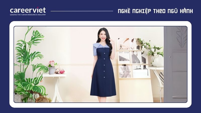 Một chiếc váy công sở màu xanh dương nhạt sẽ tôn lên vẻ đẹp mềm mại, nữ tính và tạo cảm giác tươi mới, bình yên.