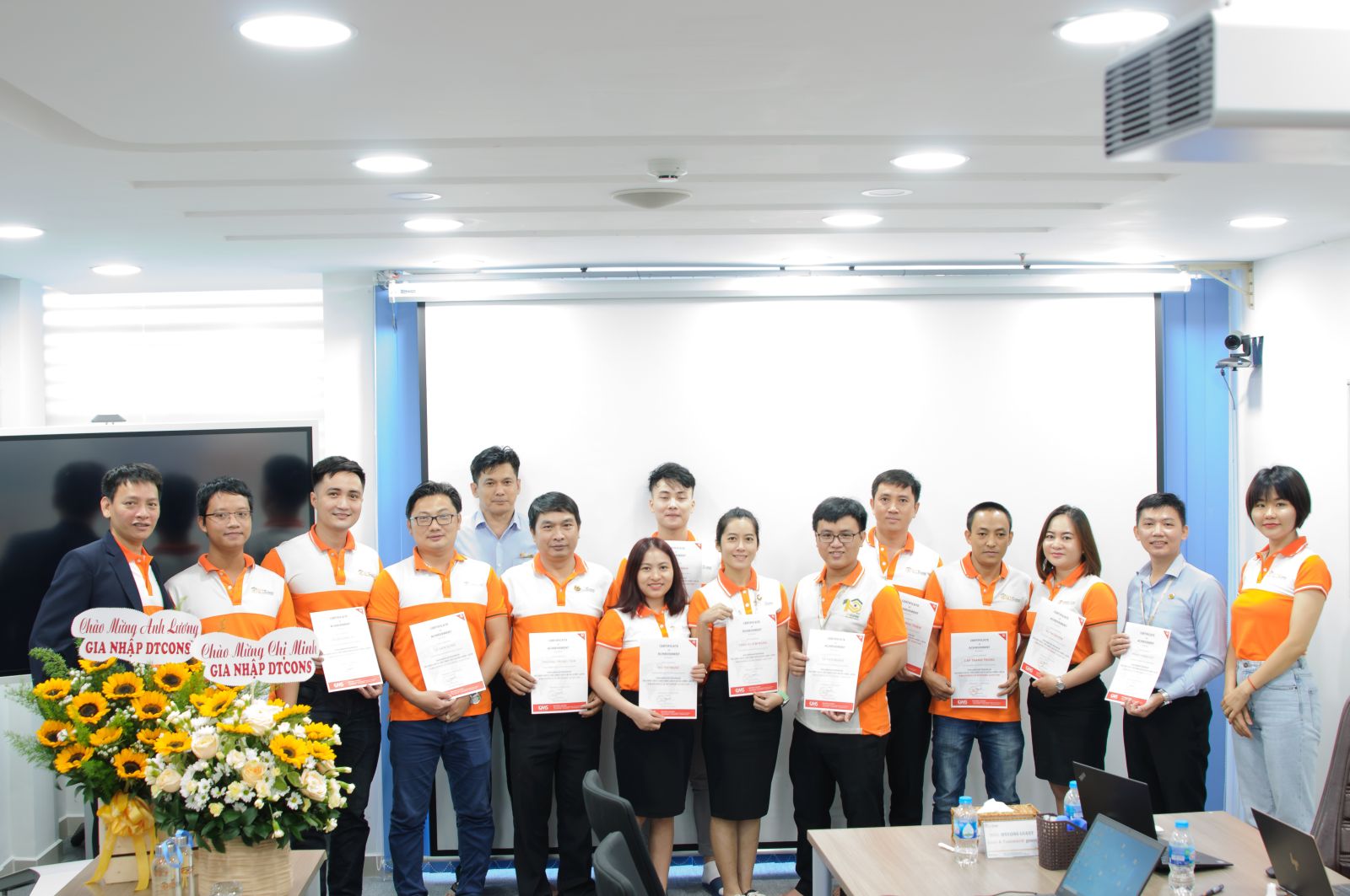 Minh Hưng M&C thường xuyên tổ chức những khóa đào tạo  dành cho cán bộ công nhân viên