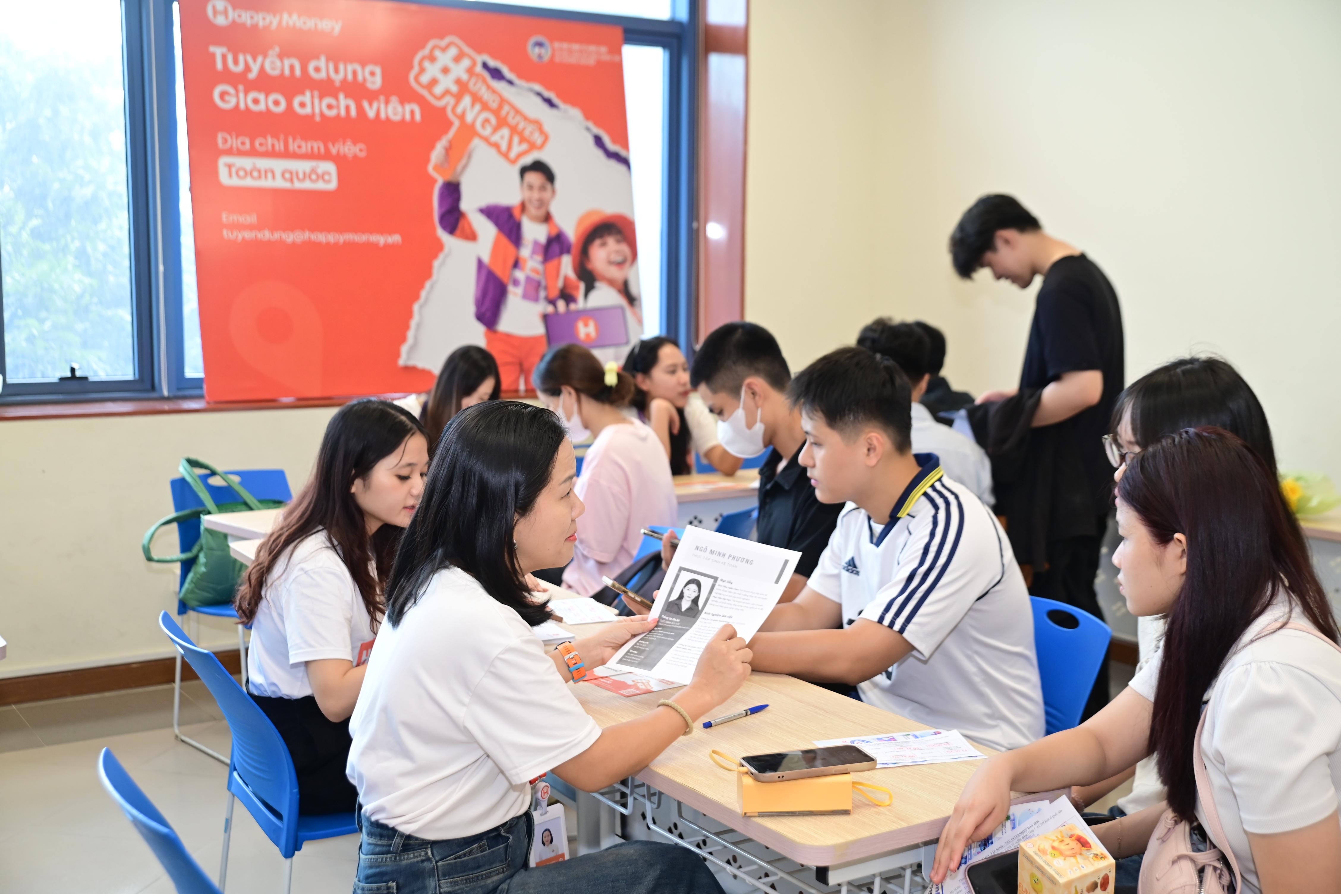 Sự kiện thu hút đông đảo các sự tham gia đông đảo của các tập đoàn, doanh nghiệp uy tín trên toàn quốc. Nguồn: NEU