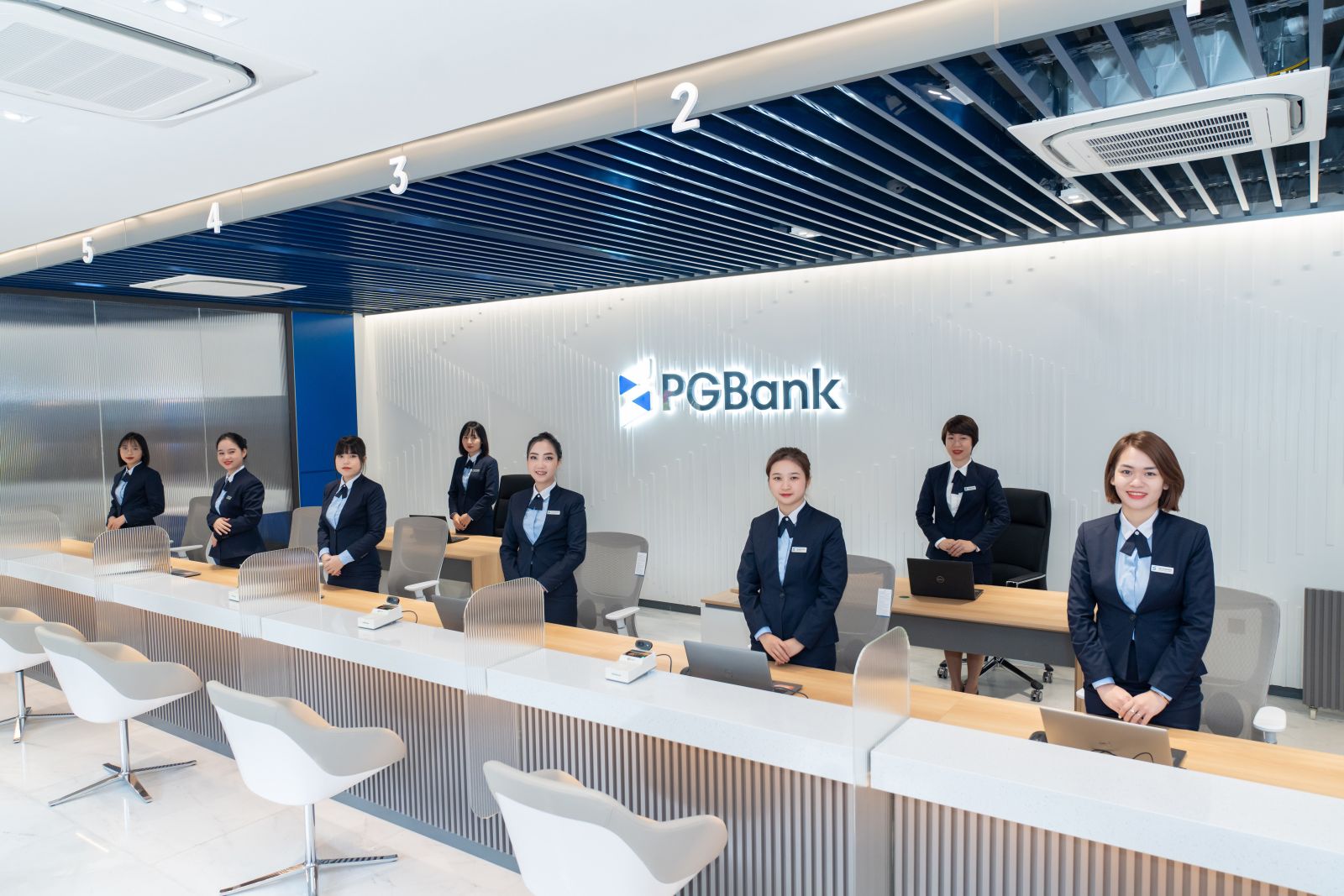 PGBank định hướng xây dựng môi trường làm việc khiến mỗi nhân viên đều cảm thấy hạnh phúc