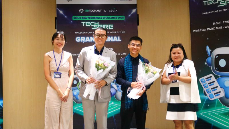 Anh Nguyễn Tiến Dũng - Human Resources Manager tại CareerViet tham gia chia sẻ ở Workshop “Tech Career Pathways - From Local to Global”