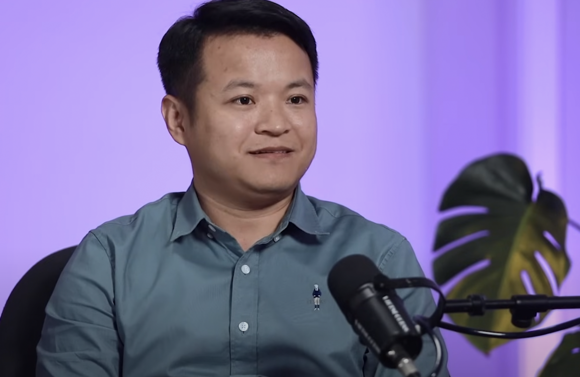 Anh Nguyễn Minh Tuấn - Từng đảm nhận các vị trí như: Giám Đốc Nhân Sự tại National Australia Bank Vietnam, Giám Đốc Nhân Sự tại Microsoft Mobile Vietnam,..