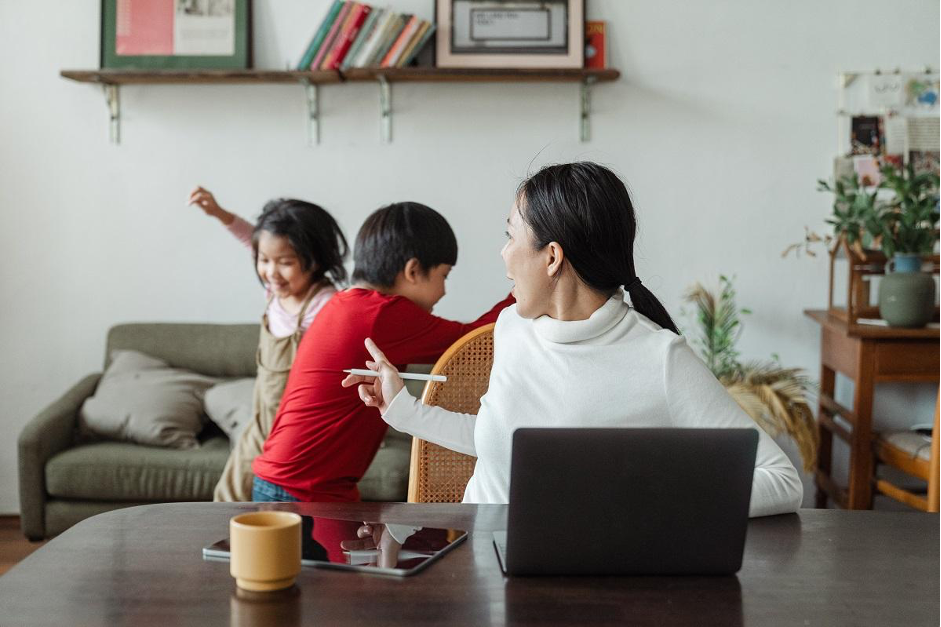 Công việc với gia đình hòa làm một