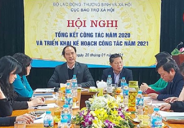 Cục Bảo trợ xã hội có nhiệm vụ nghiên cứu, xây dựng những chế độ, chính sách gì trình Bộ Lao động Thương binh và Xã hội?