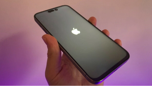 Đặt mua iPhone 15 Pro Max ngay trên website Apple, người dùng nhận về iPhone nhái chạy Android