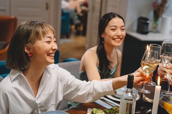 Đừng ngại nếu nhân viên của bạn gắn kết thân thiết