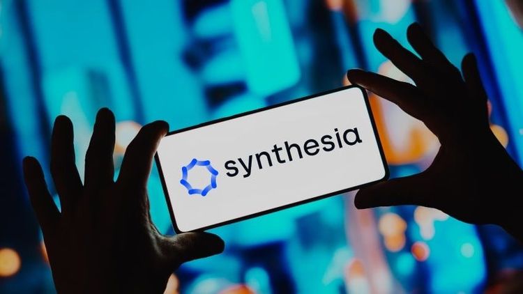 Synthesia tạo video từ văn bản, có MC ảo dẫn dắt như một bộ phim nhập vai tương tác. Nguồn: Internet