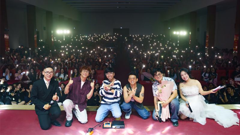 Sân khấu premiere 2025 khép lại trọn vẹn cảm xúc
