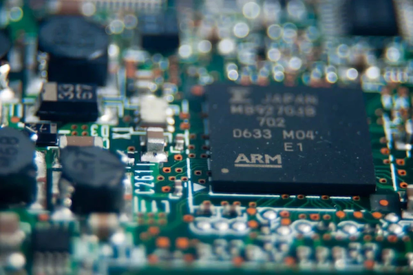 Sếp Intel: mối đe dọa từ chip ARM trên thị trường PC là "không đáng kể"