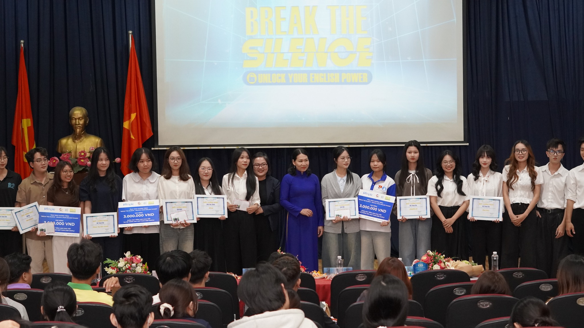 Sự kiện thu hút đông đảo sinh viên tham gia