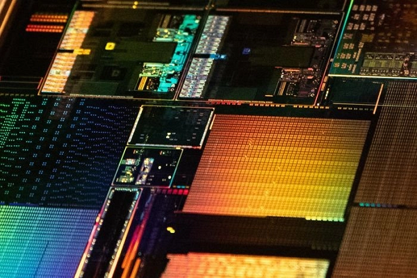 Theo New York Times, TSMC hiện sản xuất hầu hết các chip silicon công nghệ cao nhất thế giới.