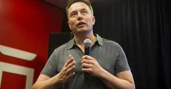 Tỉ phú Elon Musk bác bỏ thông tin ''tắm máu'' Twitter trước 1-11