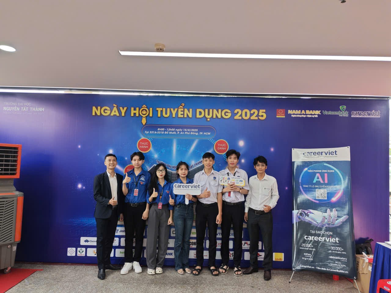 CareerViet đồng hành cùng sinh viên trên hành trình tìm kiếm việc làm