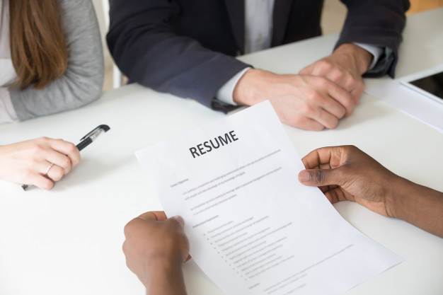 Xem xét lại CV