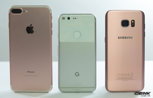 
Hai đối thủ chính của Pixel là iPhone 7 Plus và Galaxy S7 edge
