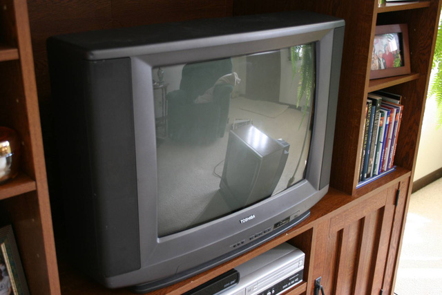 
Những chiếc TV Toshiba là món đồ quen thuộc trong mỗi gia đình.

