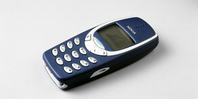 
Nokia 3310 thế hệ đầu tiên
​
