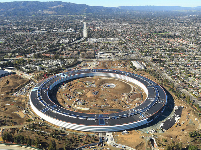 
Apple Park đang trong quá trình xây dựng
