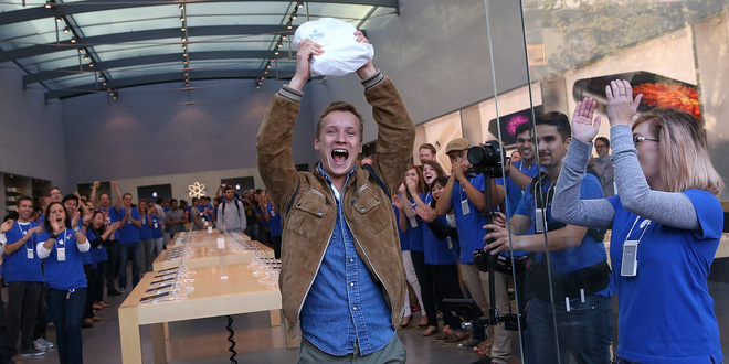 Apple thu về khoản tiền lớn khi độc quyền sửa một số chi tiết