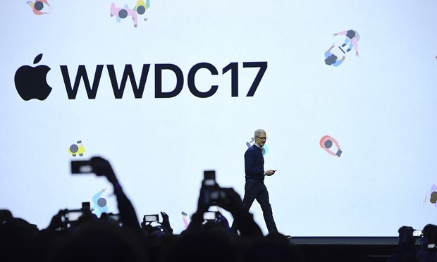 
CEO Tim Cook tại WWDC17
