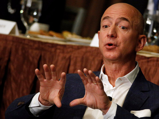 
Giám đốc điều hành Amazon, Jeff Bezos giải thích lý do mua lại các công ty khác: Đó là thứ tôi muốn có và tôi phải có.
