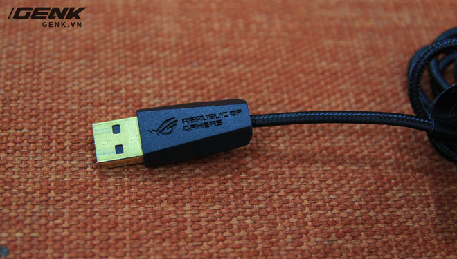 Đầu cổng USB được mạ vàng chống nhiễu