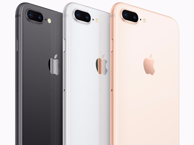 
iPhone 8 Plus có pin tương đương với người tiền nhiệm 7 Plus.
