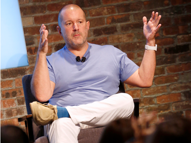 Giám đốc thiết kế Jony Ive của Apple.