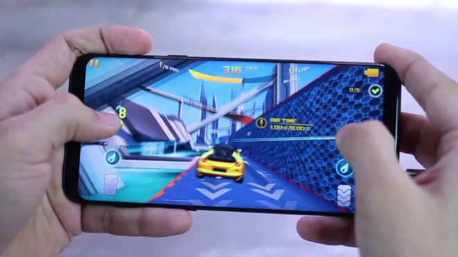 Galaxy S9/S9+ sẽ tập trung vào khoản chiến game? - Ảnh 2.