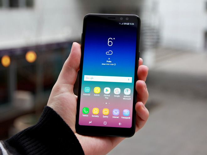 Samsung sẽ sớm đưa thiết kế màn hình vô cực lên dòng smartphone tầm trung - Ảnh 1.