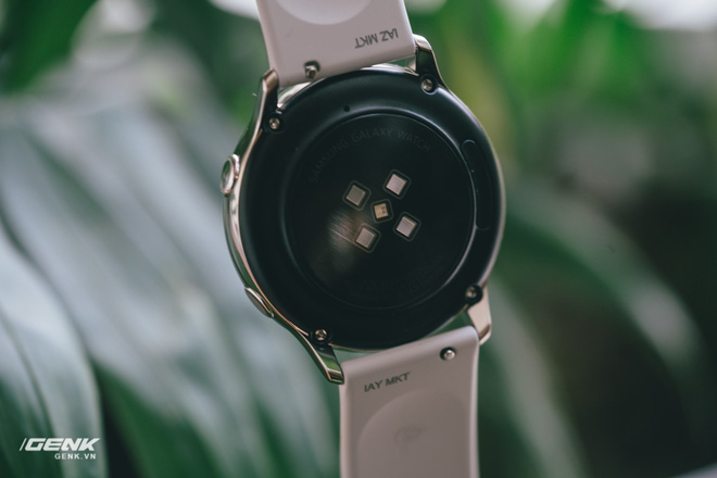 Đánh giá đồng hồ Samsung Galaxy Watch Active: thiết kế tối giản là điểm cộng, hợp với người yêu thể thao - Ảnh 11.