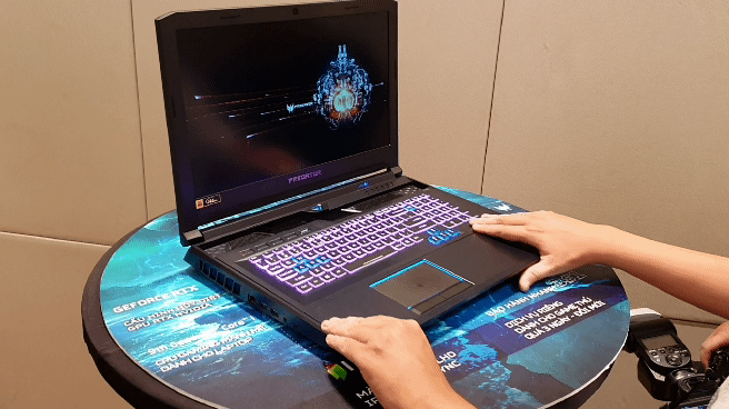 Ảnh thực tế loạt laptop gaming mới của Acer: Predator Helios 700 có cả cơ chế bàn phím trượt - Ảnh 2.