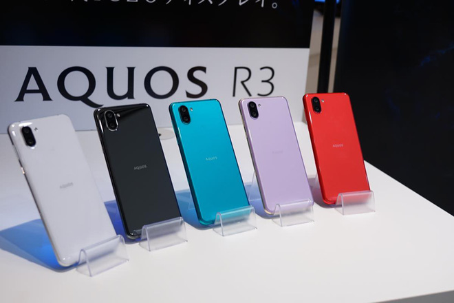 Sharp Aquos R3 ra mắt: Màn hình 2 tai thỏ, tần số quét 120Hz, Snapdragon 855... - Ảnh 3.