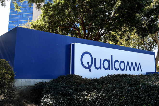 Qualcomm lên như diều gặp gió sau thỏa thuận hợp tác với Apple - Ảnh 1.