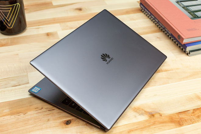 Laptop Huawei bất ngờ xuất hiện trở lại trên Microsoft Store, sau một tháng biến mất bí ẩn - Ảnh 1.
