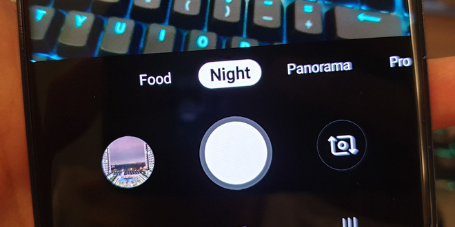 Khả năng chụp đêm của Galaxy S10 bá đạo chẳng kém gì Pixel 3 sau khi được cập nhật phần mềm - Ảnh 1.