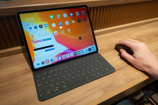 Dùng thử chuột trên iPad Pro cài iPadOS Public Beta: Trải nghiệm khác hoàn toàn chuột máy tính, thao tác điều khiển sơ sài - Ảnh 1.